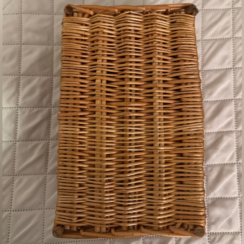 Wicker basket with handle, 10 x 6 1/2 - Picture 14 of 16